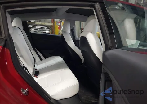 2021 Tesla Model 3 Long Range Dual Motor All-Wheel Drive z USA, uszkodzony, nr VIN 5YJ3E1EB1MF990341